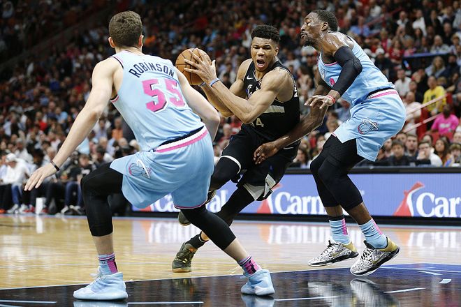 开云-德布劳内关键节点赛事规则更新，雄鹿带队取胜！的简单介绍