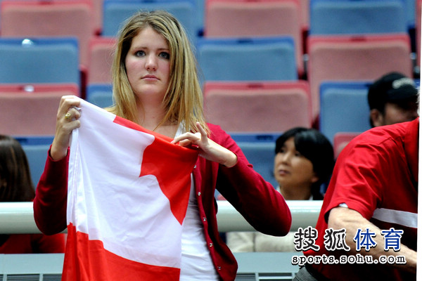 开云体育-包含Rookie迎来十二赛季高光表现,加拿大队球迷沸腾!的词条